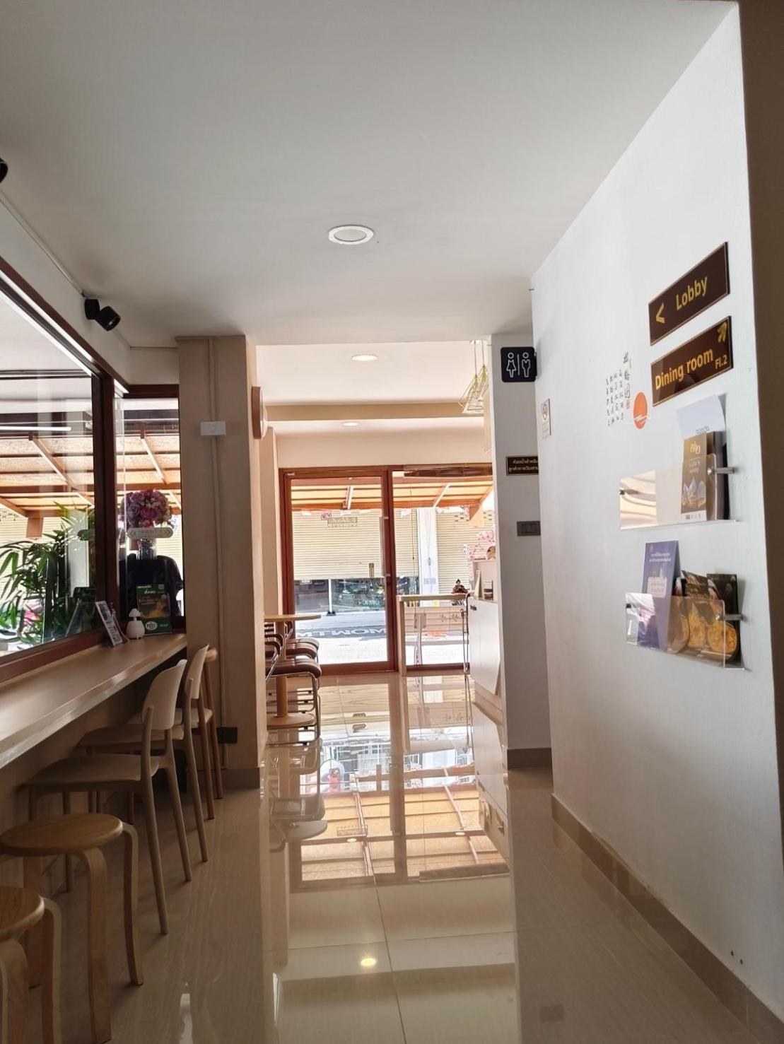 Hotel Snow House Buriram Esterno foto
